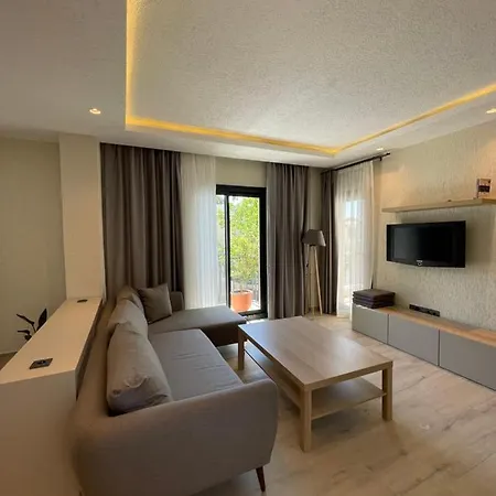 Satsuma House